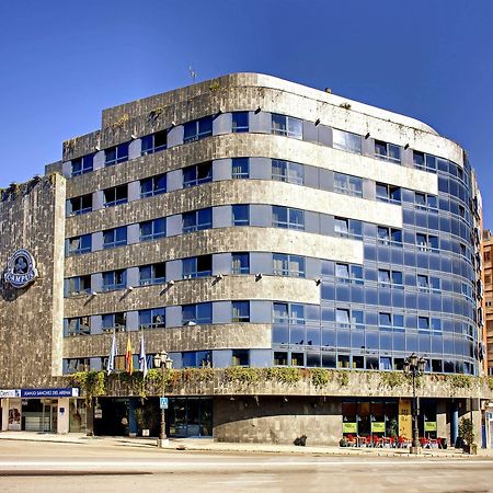 Aparthotel Campus Oviedo Bagian luar foto